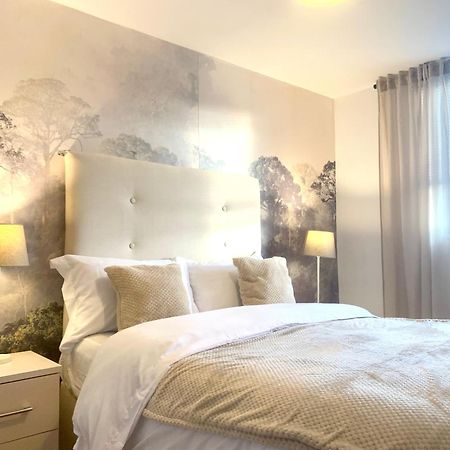 Large Stylish 3 Bedroom City Centre Apartment Free Secure Parking ليفربول المظهر الخارجي الصورة