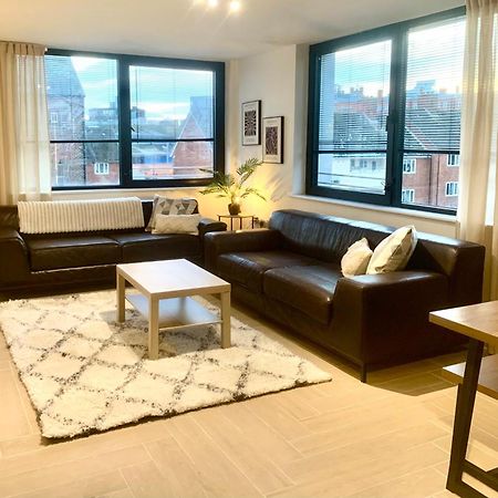 Large Stylish 3 Bedroom City Centre Apartment Free Secure Parking ليفربول المظهر الخارجي الصورة