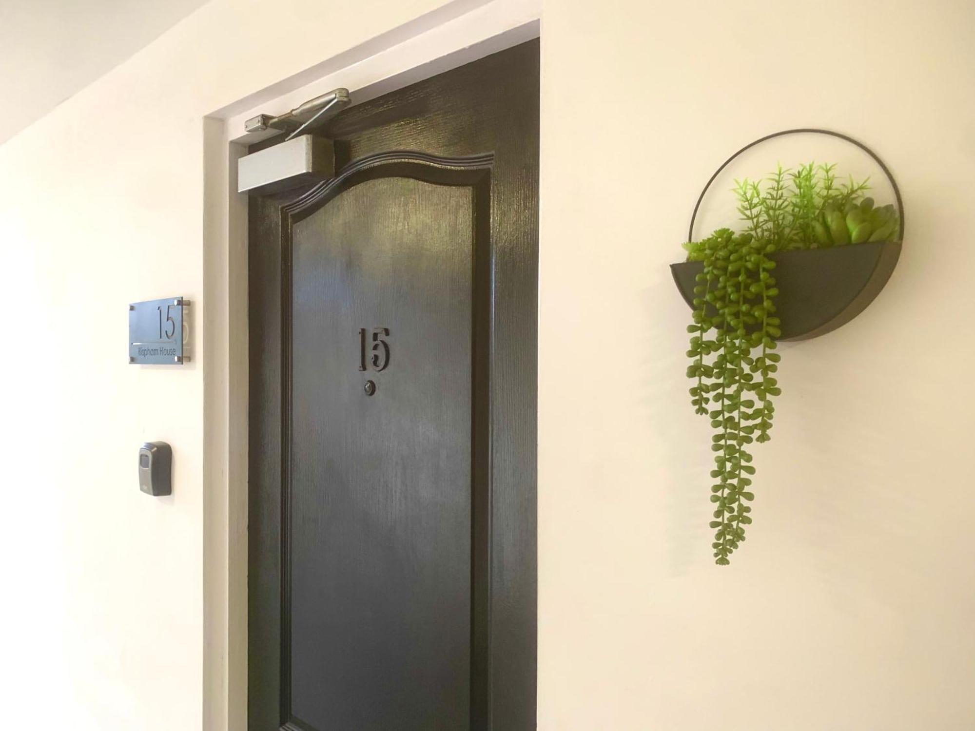 Large Stylish 3 Bedroom City Centre Apartment Free Secure Parking ليفربول المظهر الخارجي الصورة